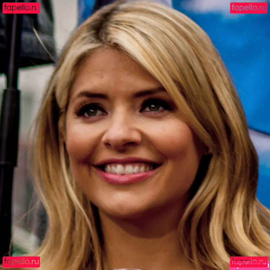 Holly Willoughby Onlyfans Photo Gallery 