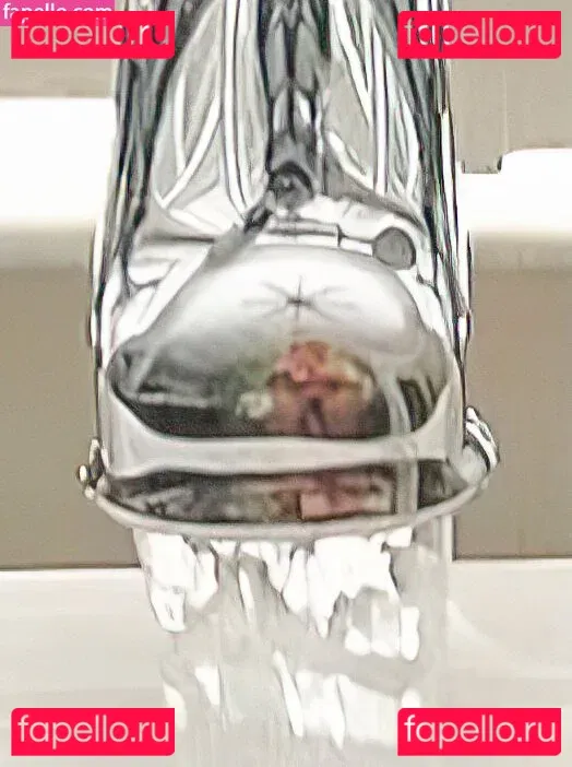 Holly Willoughby Onlyfans Photo Gallery 