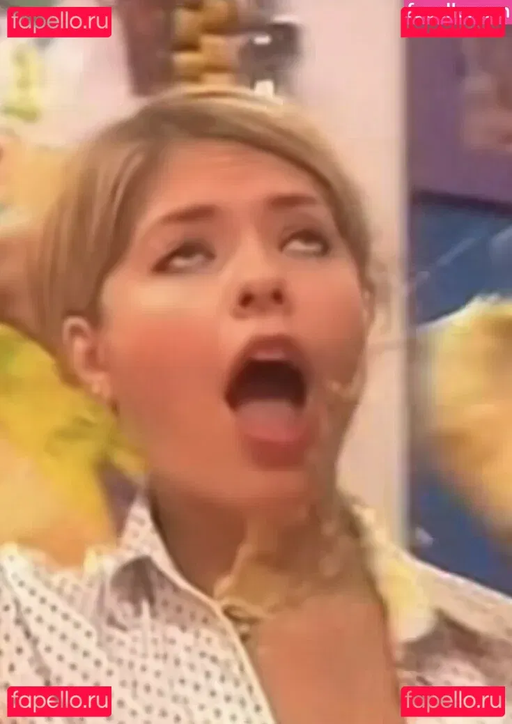 Holly Willoughby Onlyfans Photo Gallery 