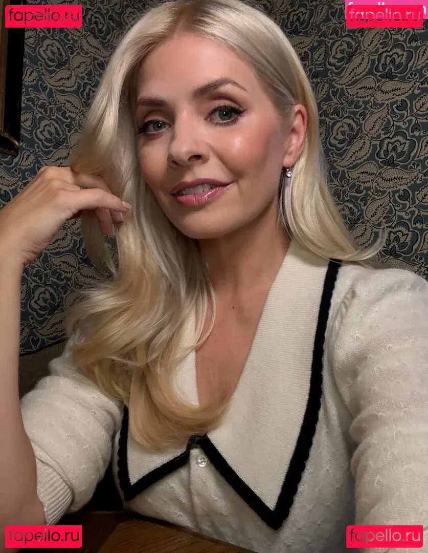 Holly Willoughby Onlyfans Photo Gallery 