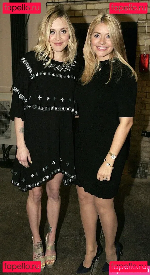 Holly Willoughby Onlyfans Photo Gallery 