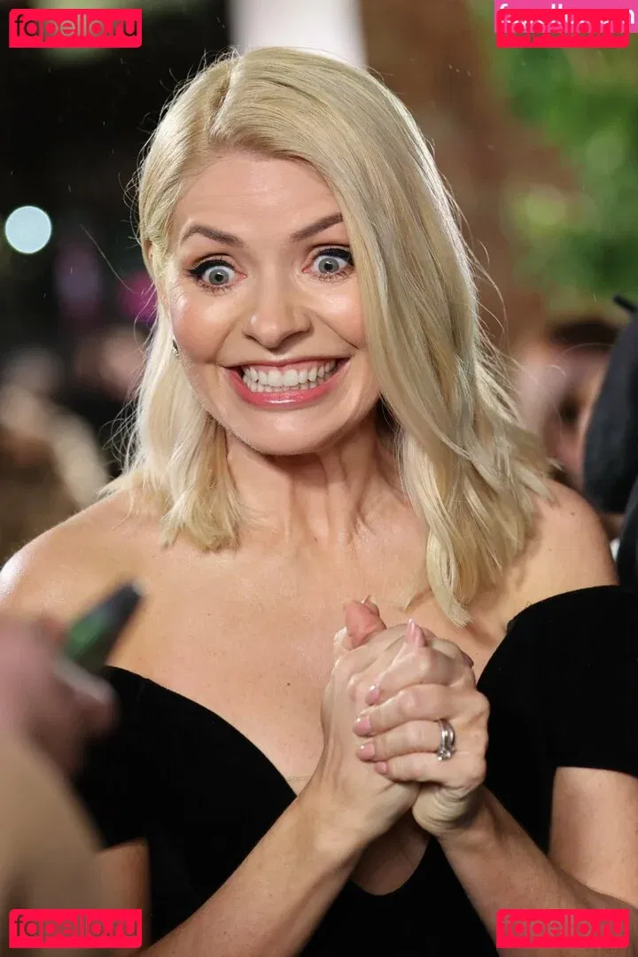 Holly Willoughby Onlyfans Photo Gallery 