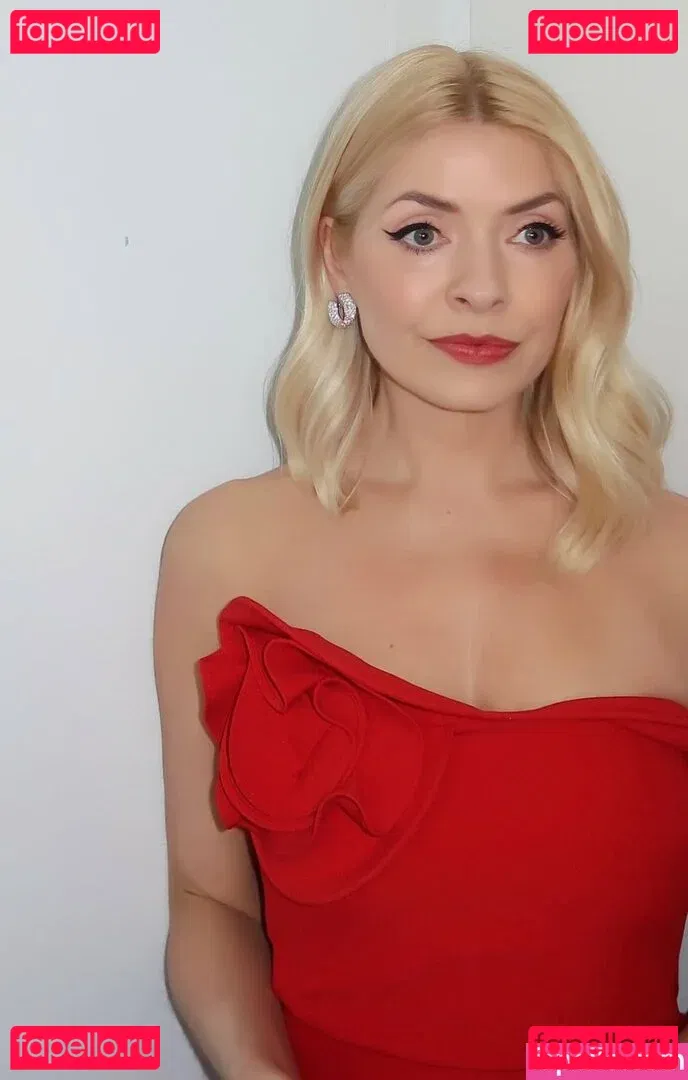 Holly Willoughby Onlyfans Photo Gallery 