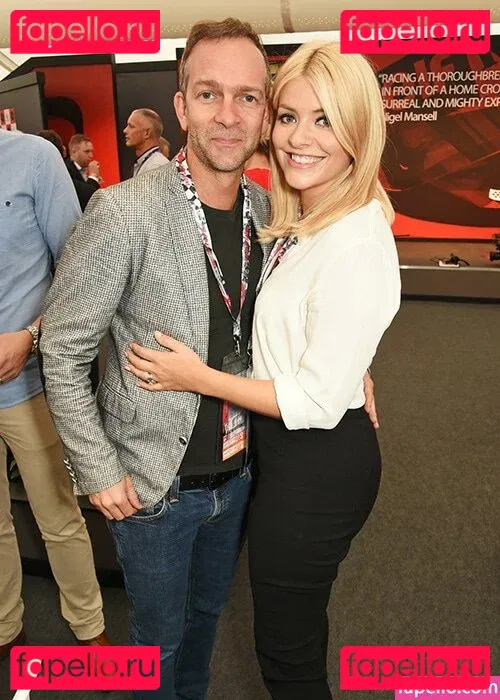 Holly Willoughby Onlyfans Photo Gallery 