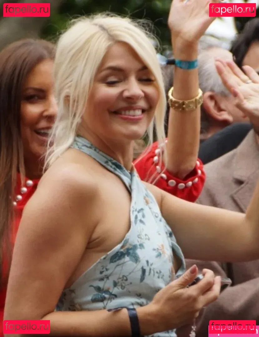 Holly Willoughby Onlyfans Photo Gallery 