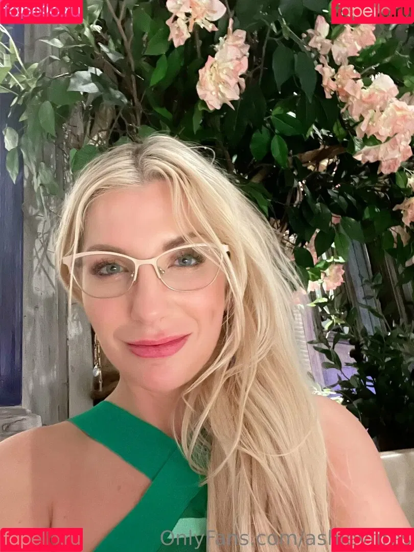 Ashley Fires Onlyfans Photo Gallery 
