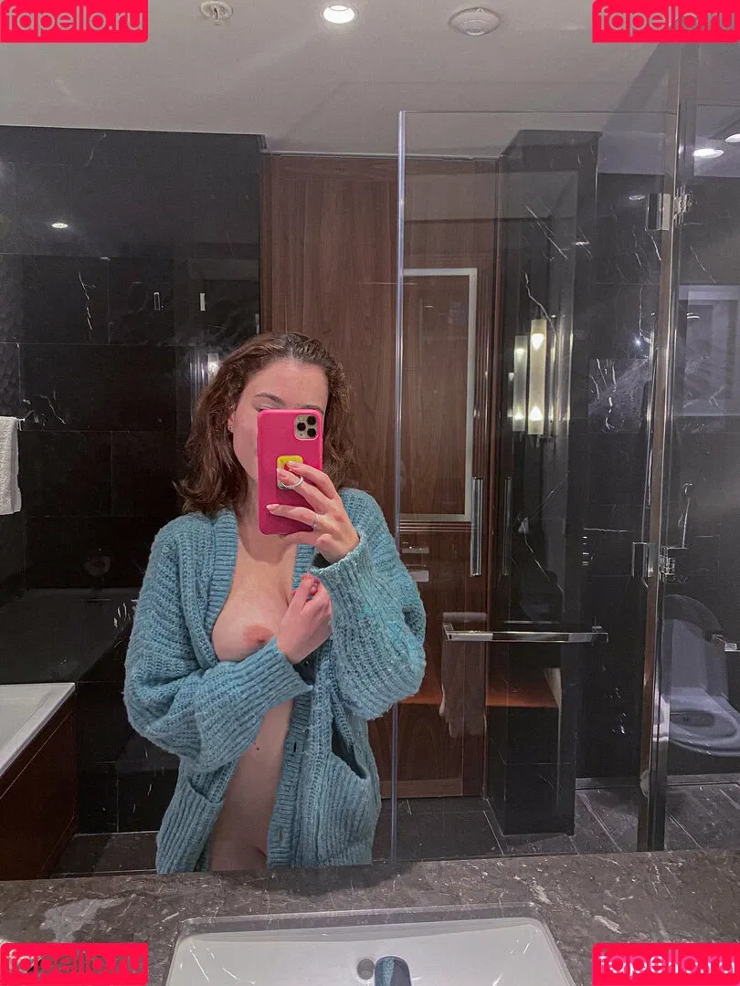 lmytee Onlyfans Photo Gallery 
