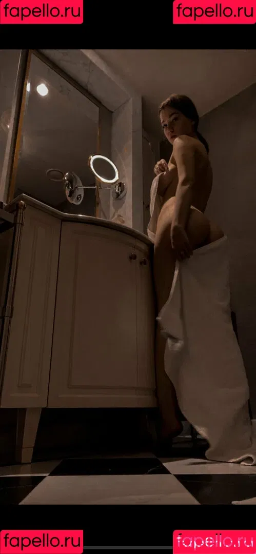lmytee Onlyfans Photo Gallery 