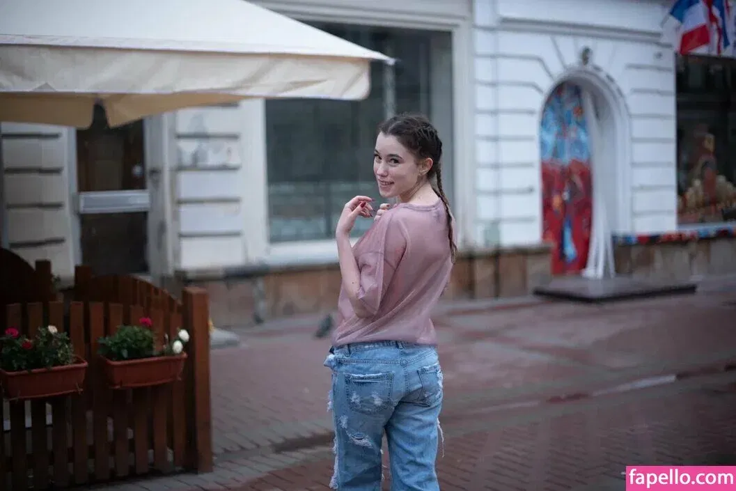 lmytee Onlyfans Photo Gallery 