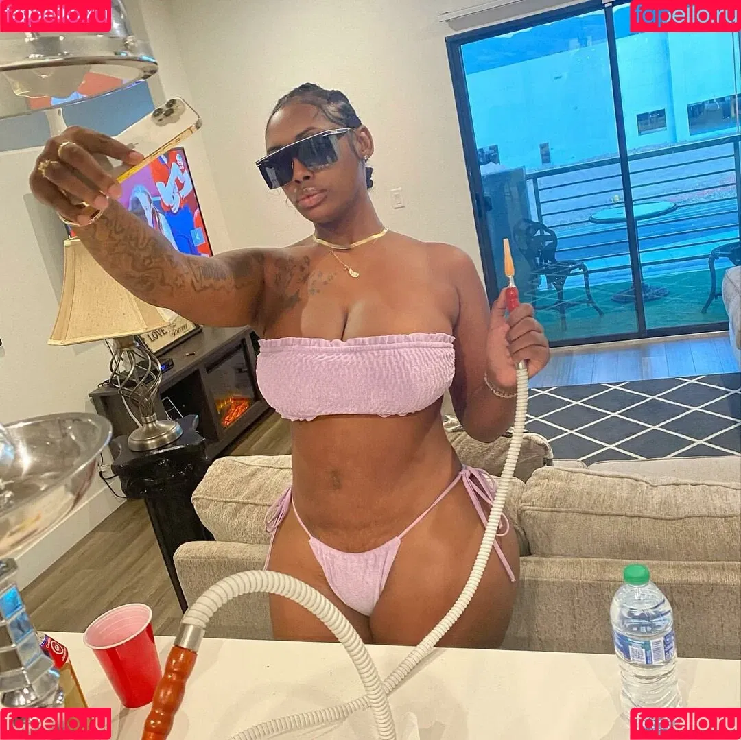 NonnieBaby Onlyfans Photo Gallery 