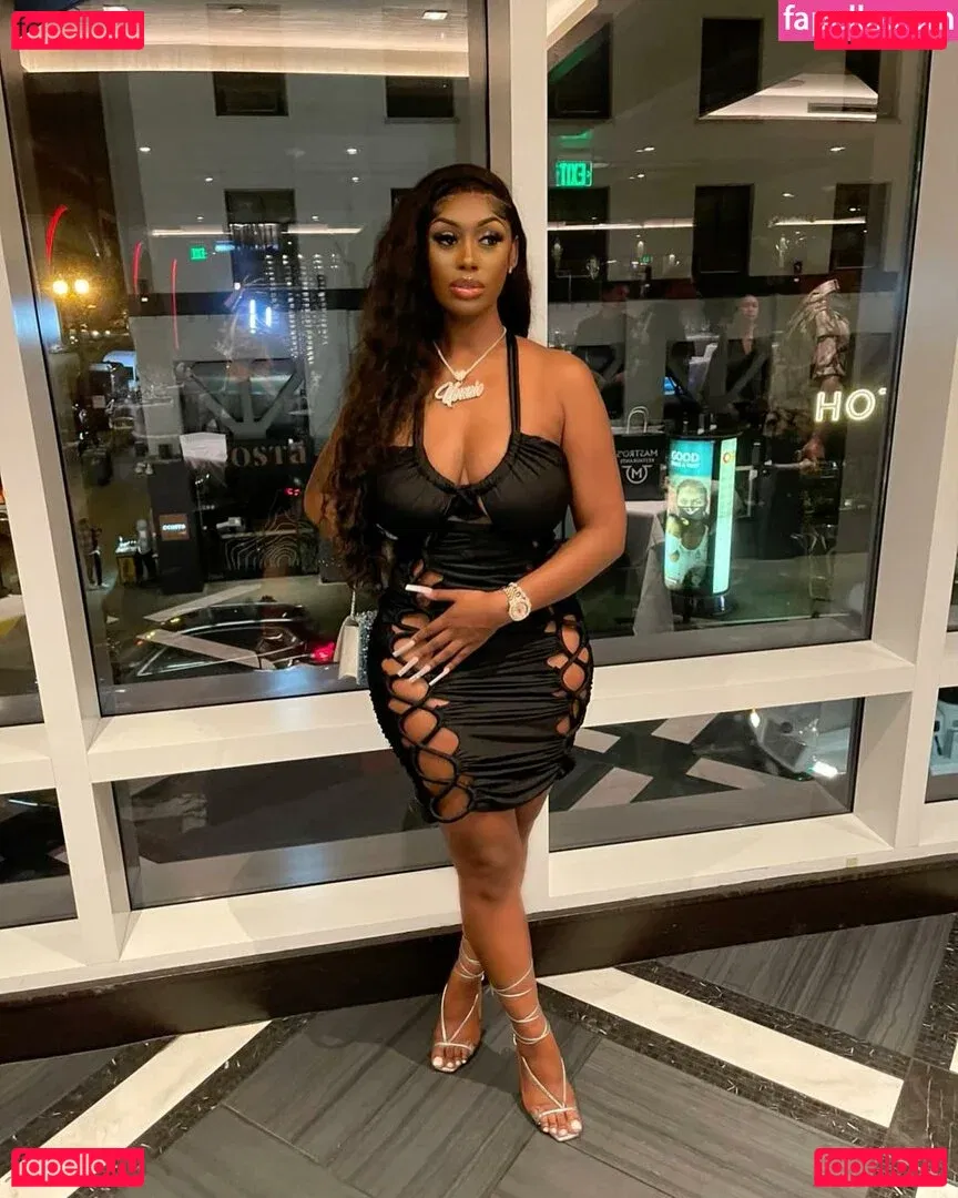 NonnieBaby Onlyfans Photo Gallery 