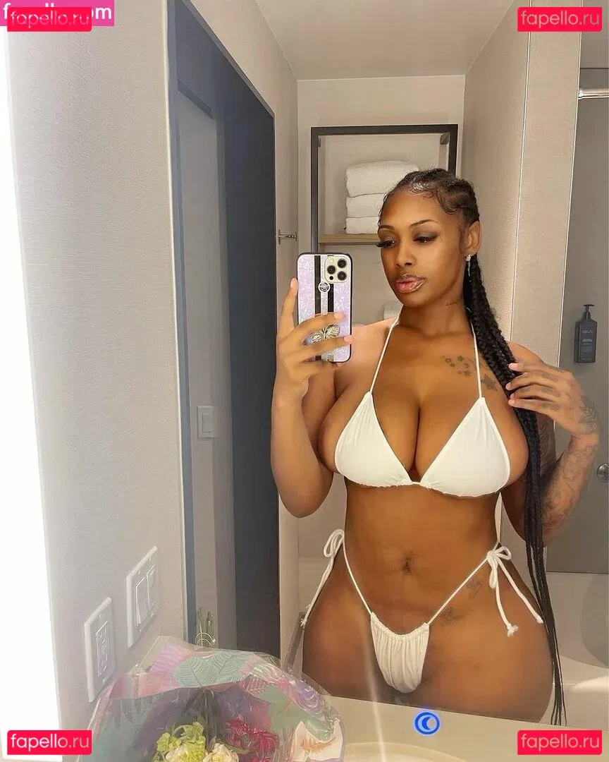 NonnieBaby Onlyfans Photo Gallery 