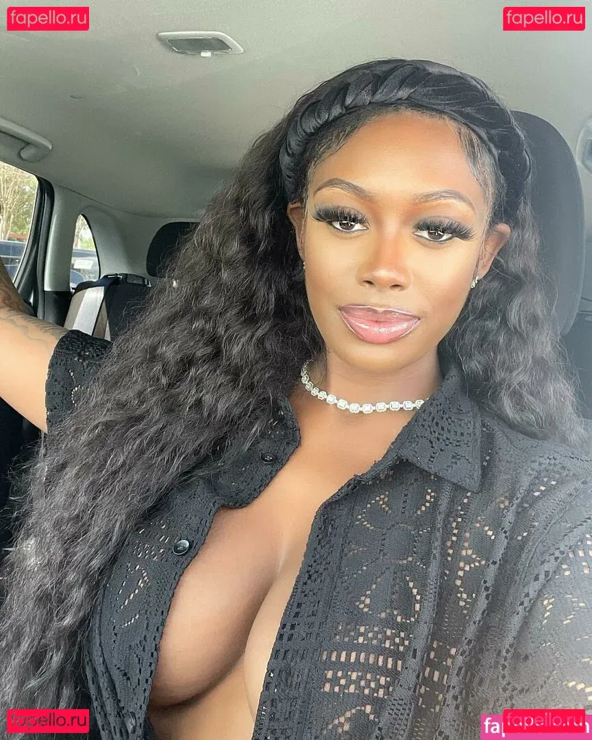 NonnieBaby Onlyfans Photo Gallery 