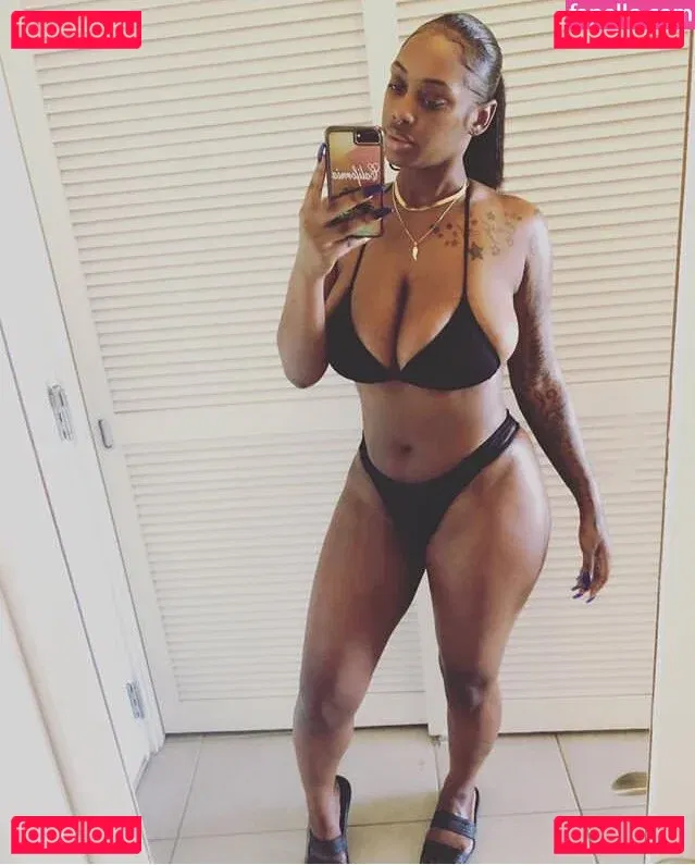 NonnieBaby Onlyfans Photo Gallery 