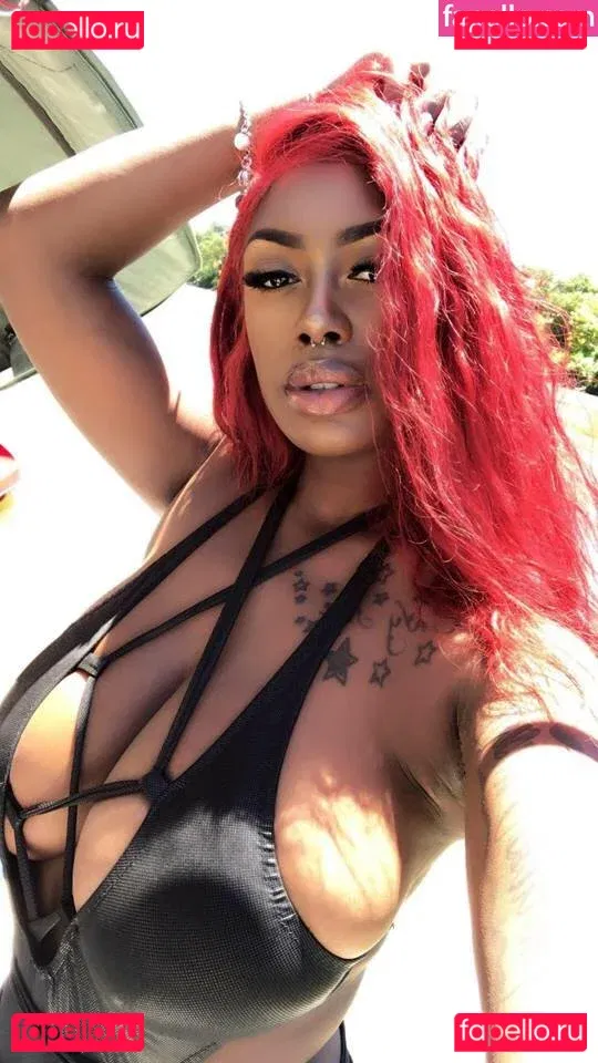 NonnieBaby Onlyfans Photo Gallery 