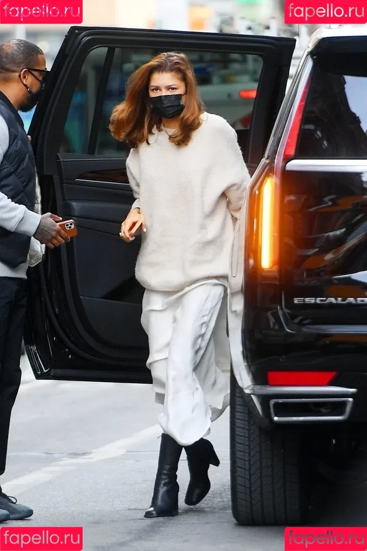 Zendaya Onlyfans Photo Gallery 