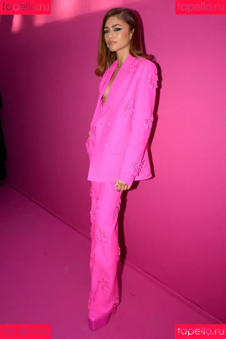 Zendaya Onlyfans Photo Gallery 