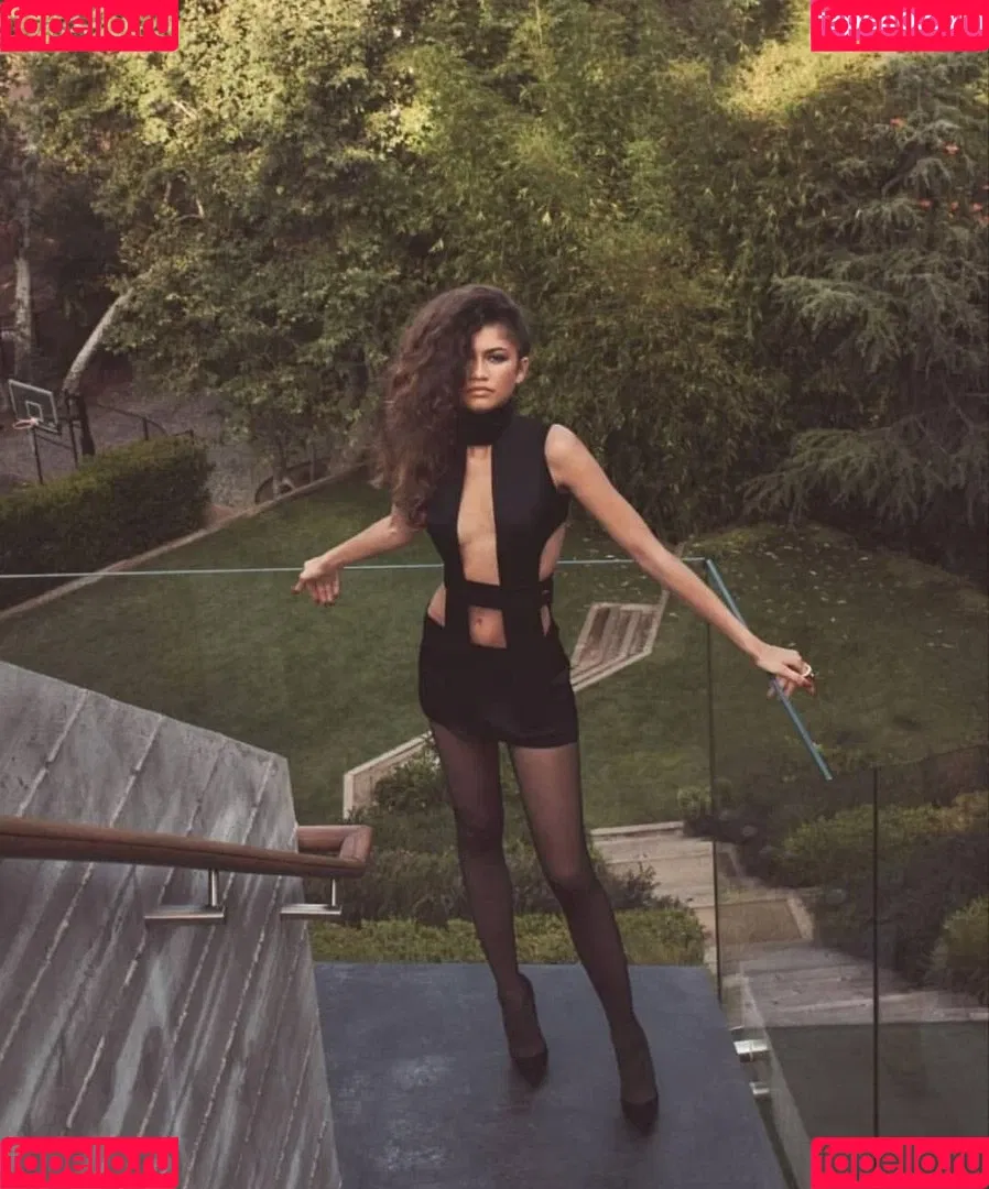 Zendaya Onlyfans Photo Gallery 