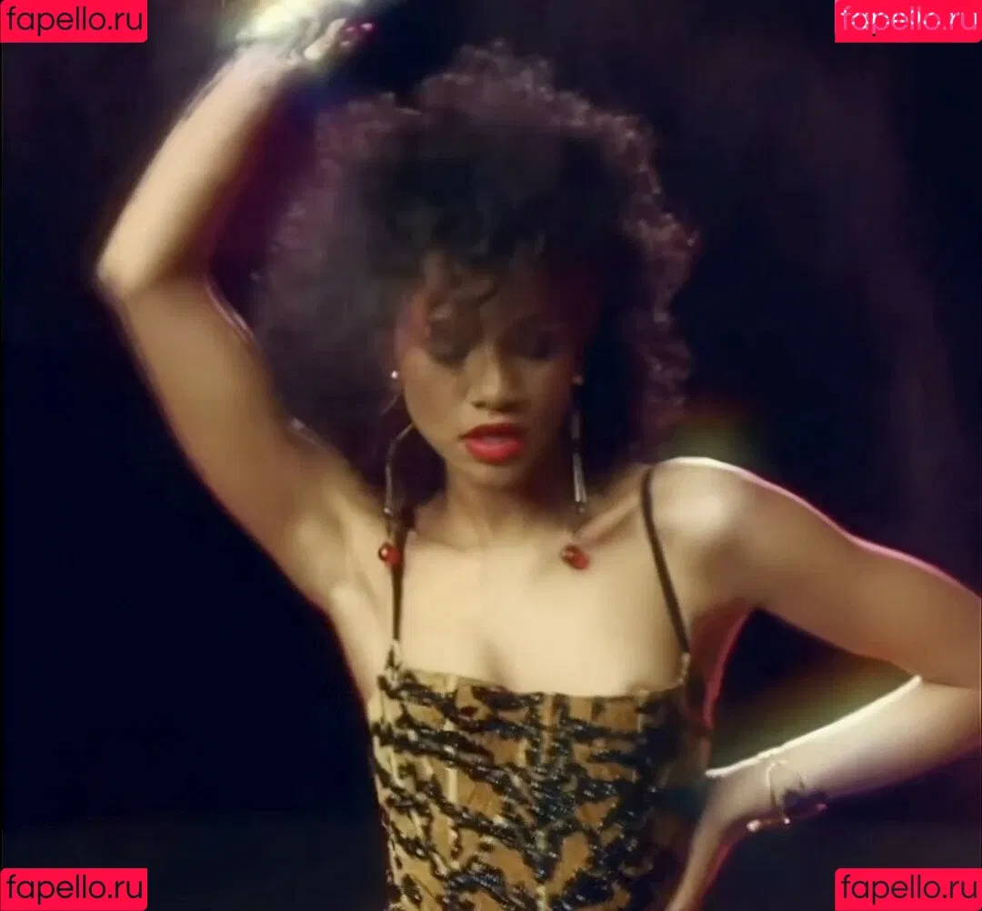 Zendaya Onlyfans Photo Gallery 