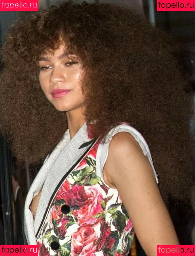 Zendaya Onlyfans Photo Gallery 