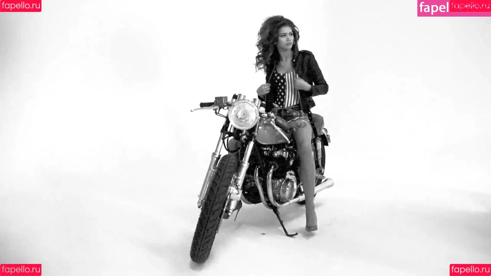 Zendaya Onlyfans Photo Gallery 