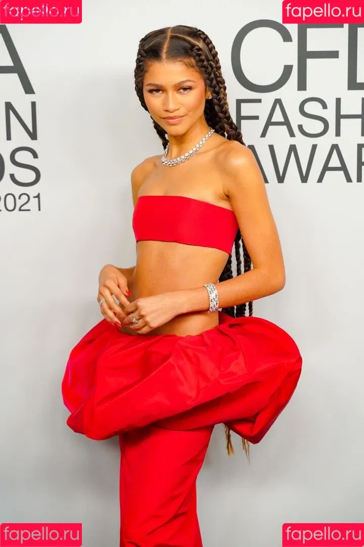 Zendaya Onlyfans Photo Gallery 