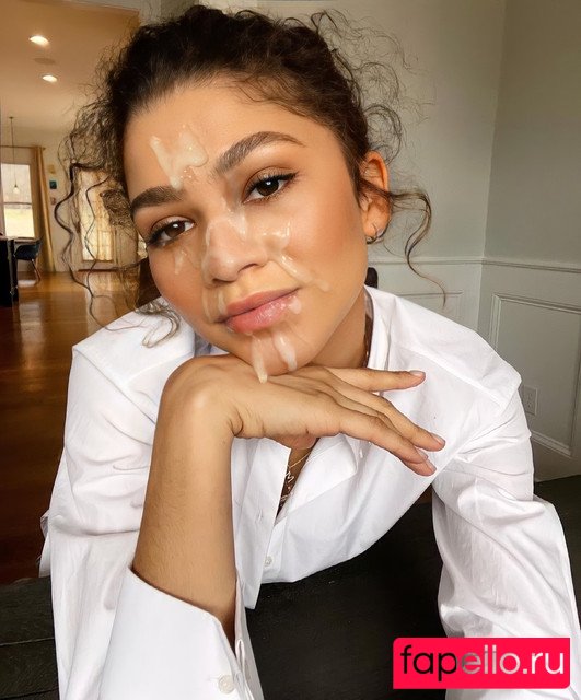 Zendaya Onlyfans Photo Gallery 