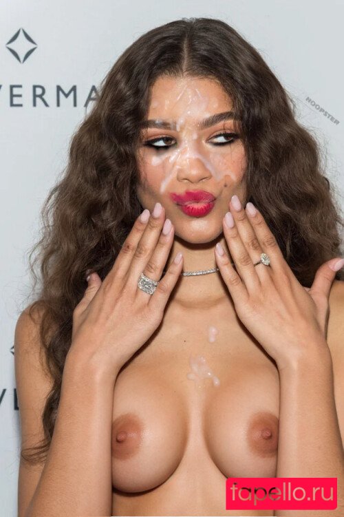 Zendaya Onlyfans Photo Gallery 