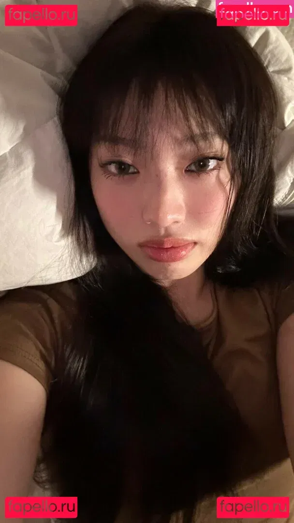 Yujin Onlyfans Photo Gallery 