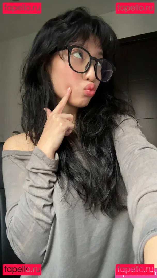 Yujin Onlyfans Photo Gallery 