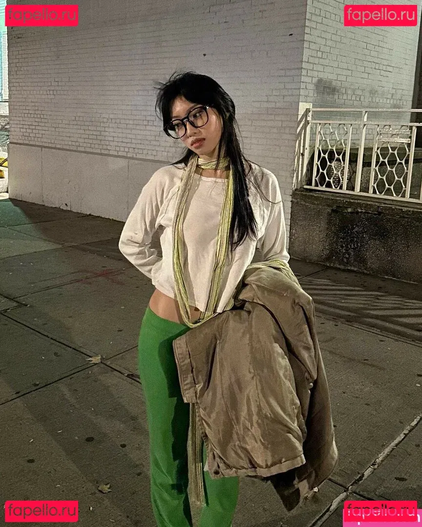 Yujin Onlyfans Photo Gallery 