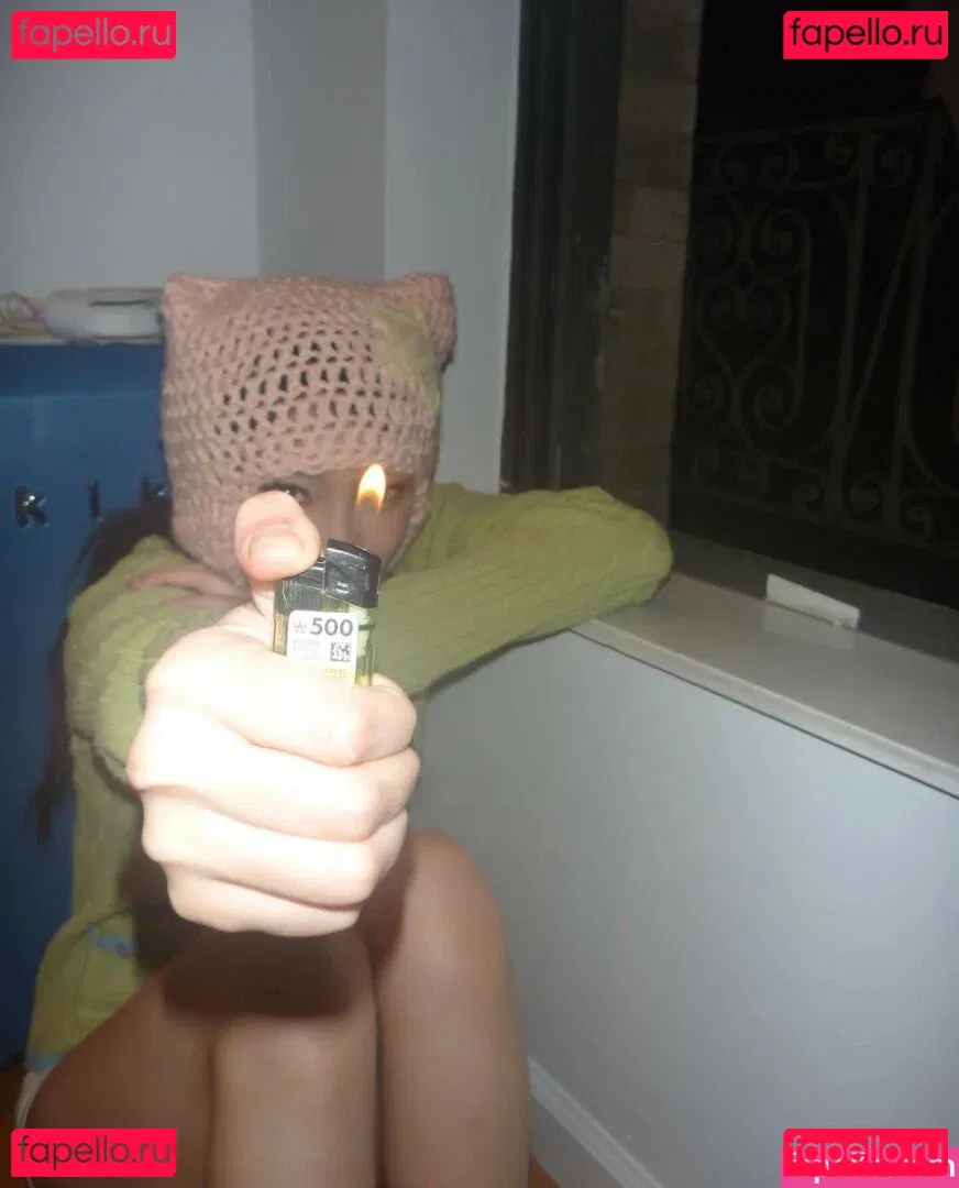 Yujin Onlyfans Photo Gallery 