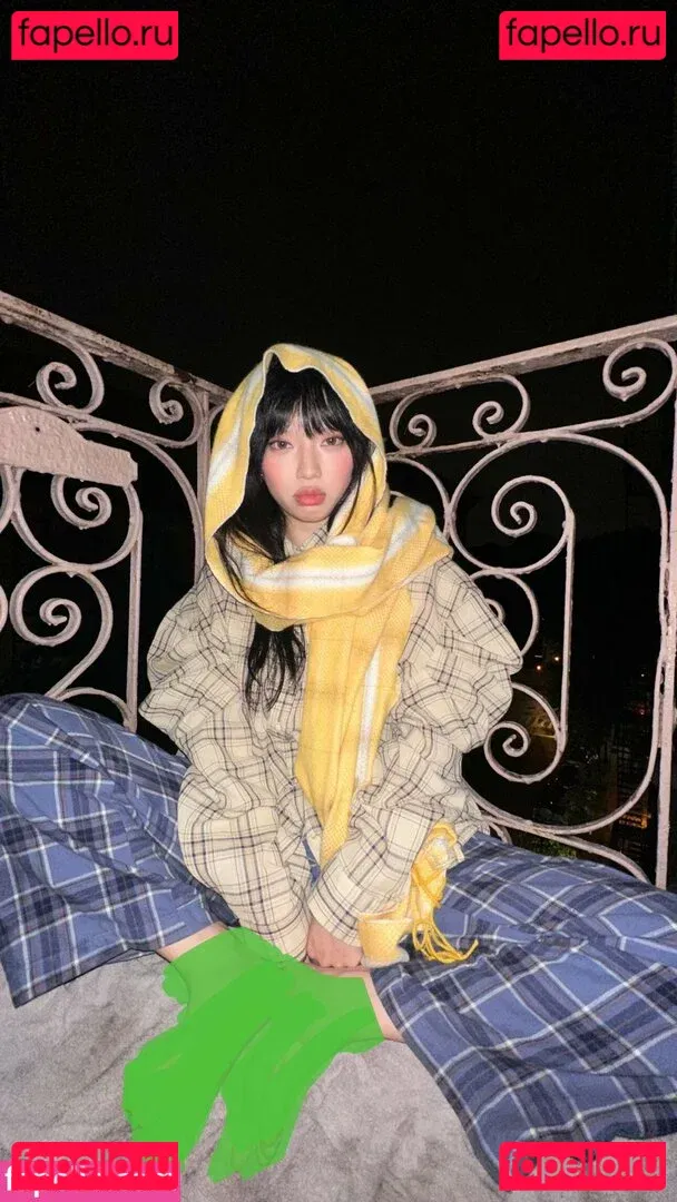 Yujin Onlyfans Photo Gallery 