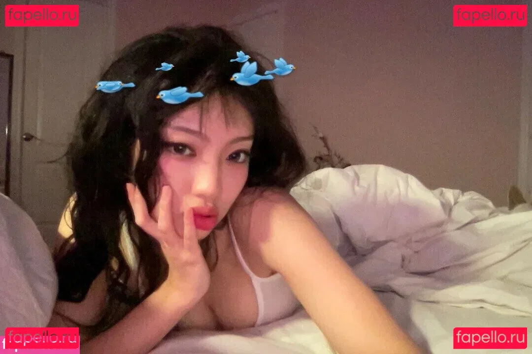 Yujin Onlyfans Photo Gallery 