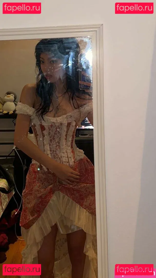 Yujin Onlyfans Photo Gallery 