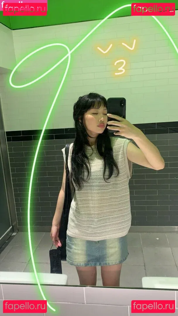 Yujin Onlyfans Photo Gallery 