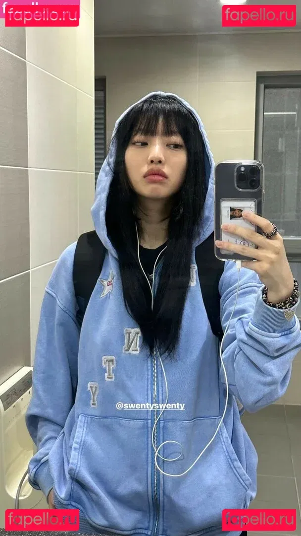 Yujin Onlyfans Photo Gallery 