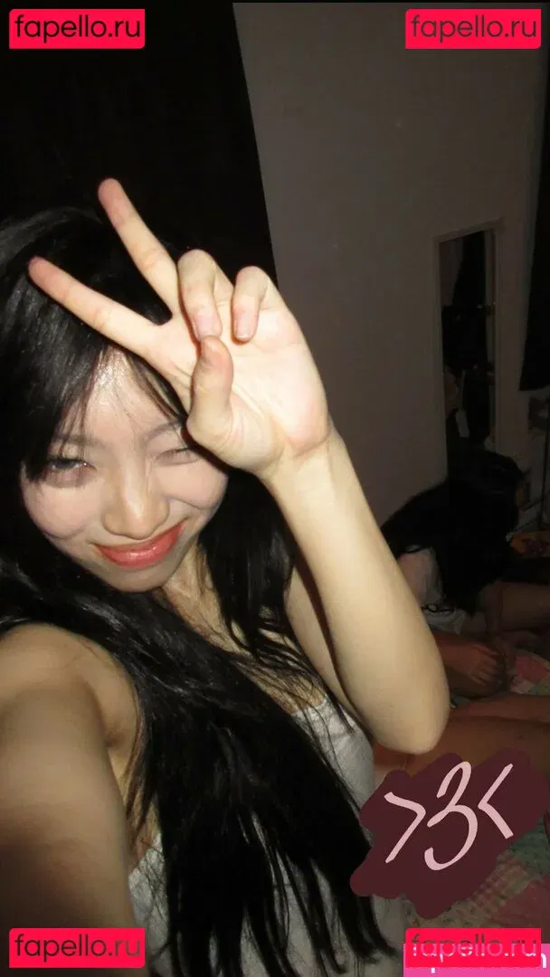 Yujin Onlyfans Photo Gallery 