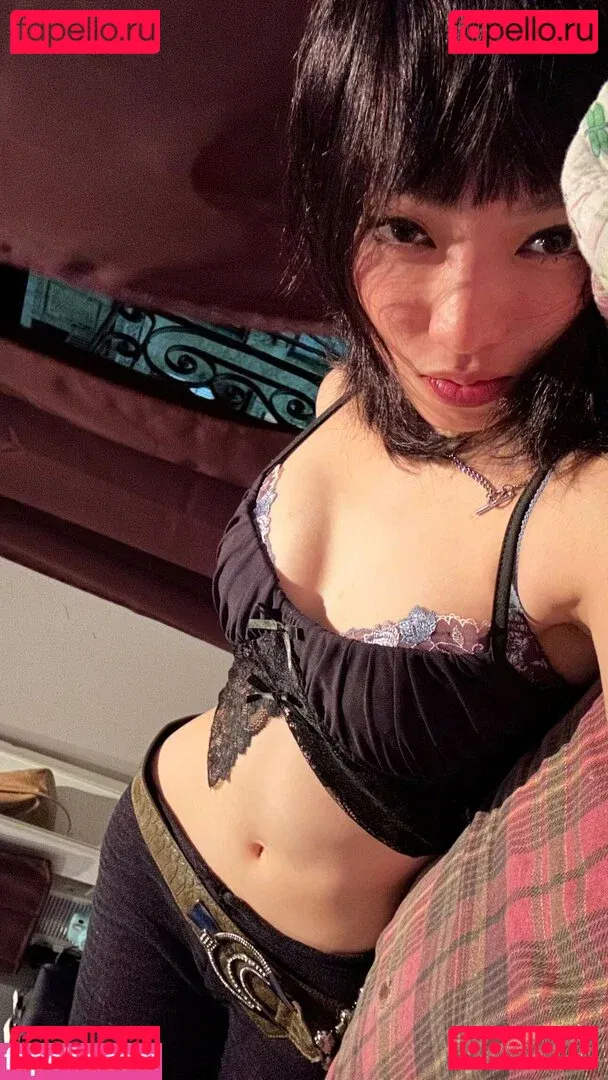 Yujin Onlyfans Photo Gallery 