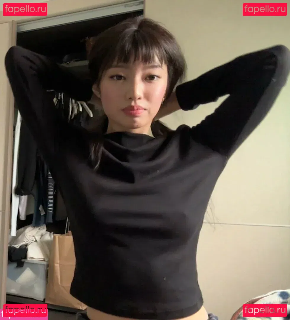 Yujin Onlyfans Photo Gallery 