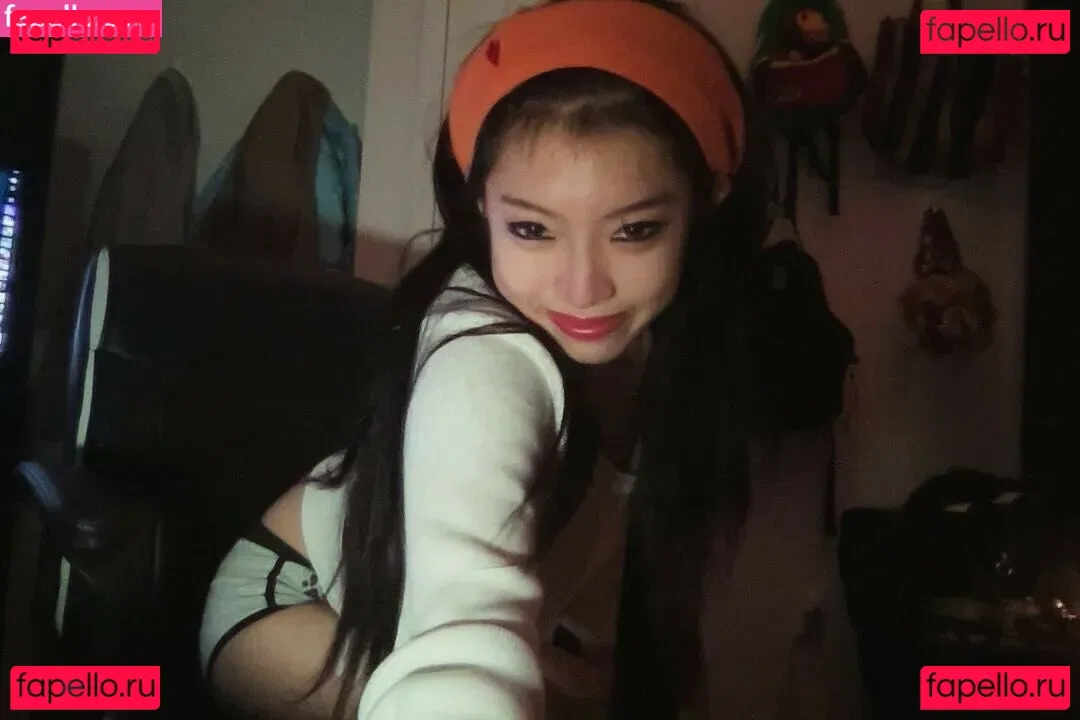 Yujin Onlyfans Photo Gallery 