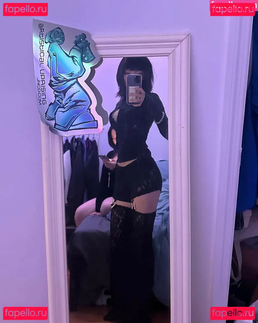 Yujin Onlyfans Photo Gallery 