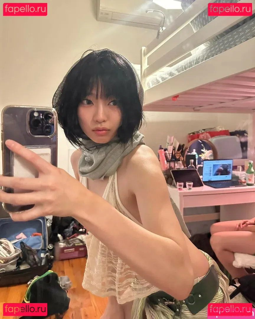 Yujin Onlyfans Photo Gallery 