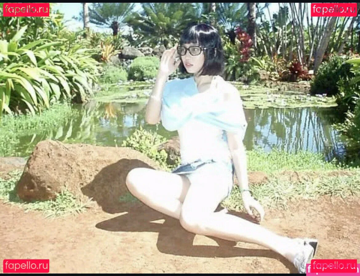 Yujin Onlyfans Photo Gallery 