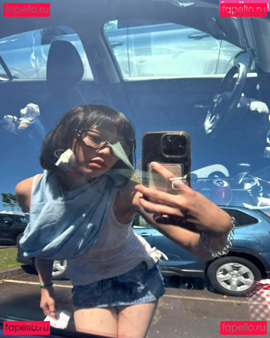 Yujin Onlyfans Photo Gallery 