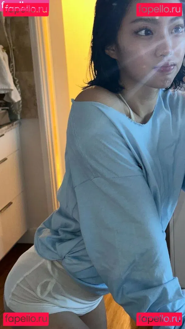 Yujin Onlyfans Photo Gallery 