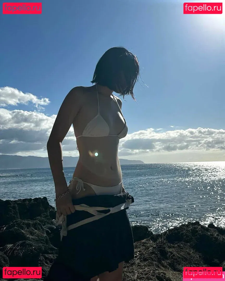 Yujin Onlyfans Photo Gallery 