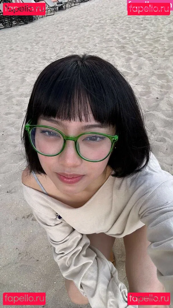 Yujin Onlyfans Photo Gallery 