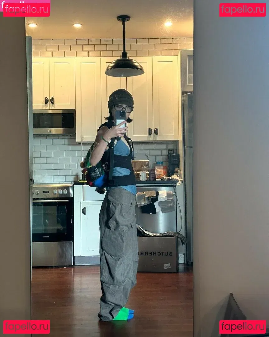 Yujin Onlyfans Photo Gallery 