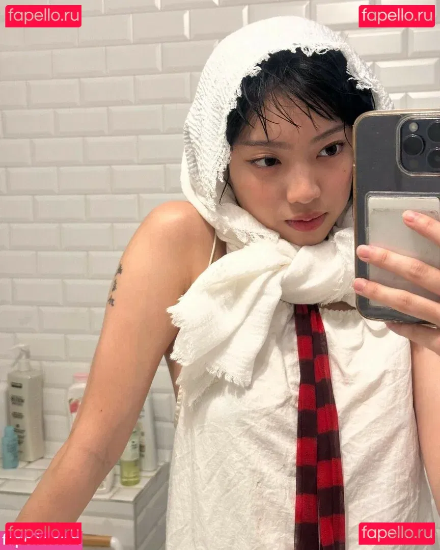 Yujin Onlyfans Photo Gallery 